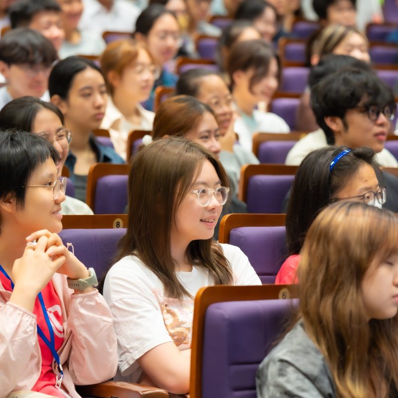 A Warm Welcome to Undergraduate Freshmen of the 2024-25 Intake and Incoming Exchange Students at HKU Business School