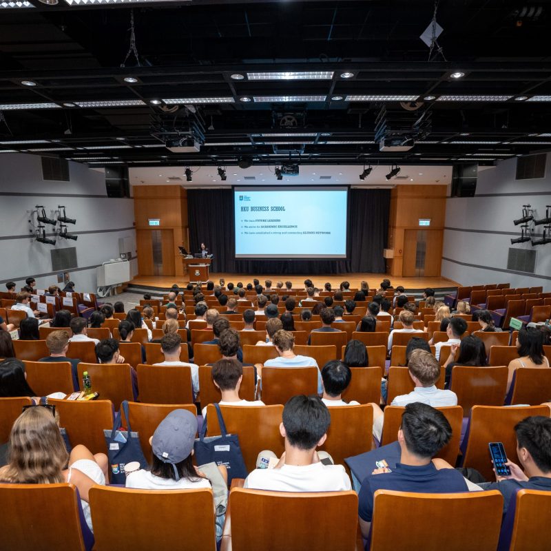 A Warm Welcome to Undergraduate Freshmen of the 2024-25 Intake and Incoming Exchange Students at HKU Business School