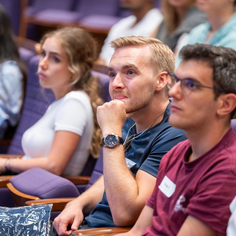 A Warm Welcome to Undergraduate Freshmen of the 2024-25 Intake and Incoming Exchange Students at HKU Business School