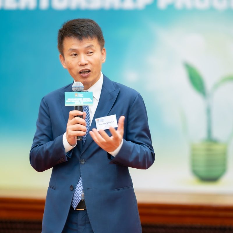 Connect and Grow: Students Embark on HKU Business School Mentorship Programme 2024-25